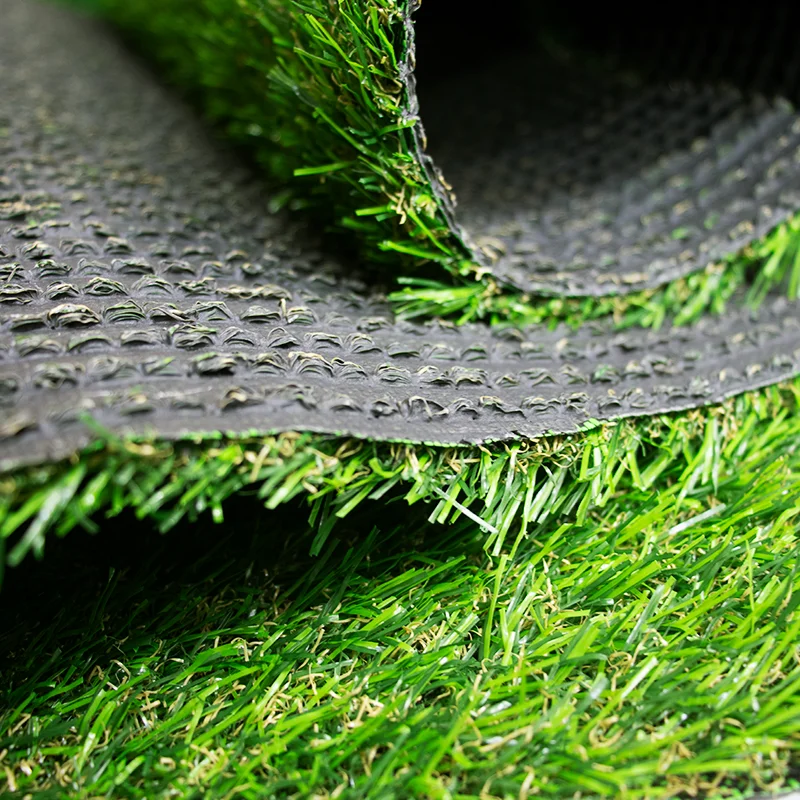 rolo de grama sintética para playground